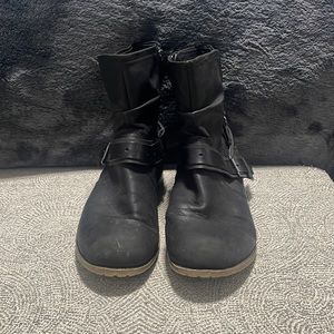 Short boots black size 10